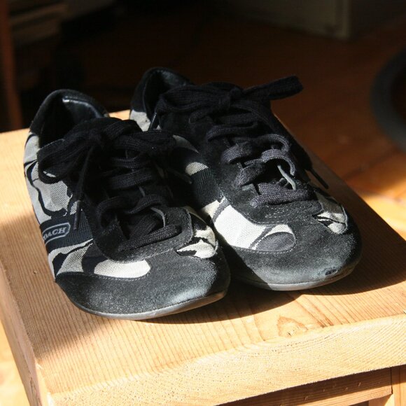 Coach Sneakers - Picture 2 of 5